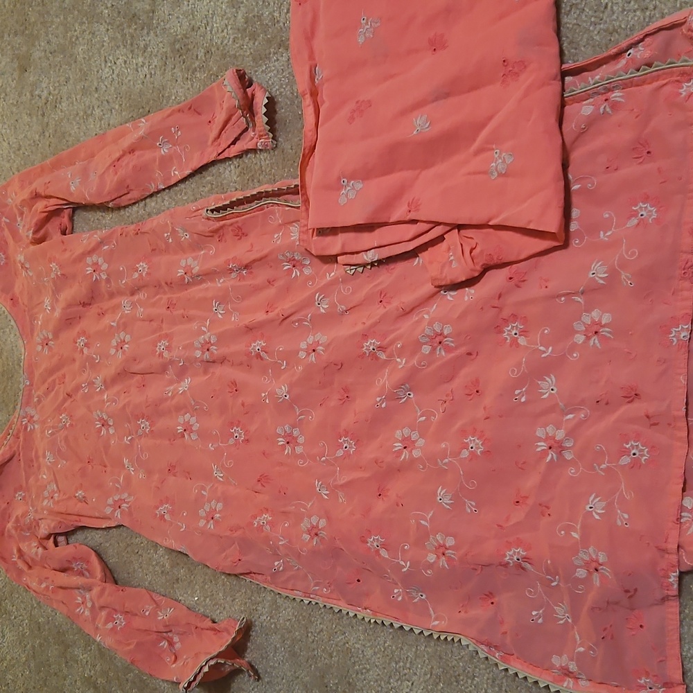 Vintage Embroidered Kurta